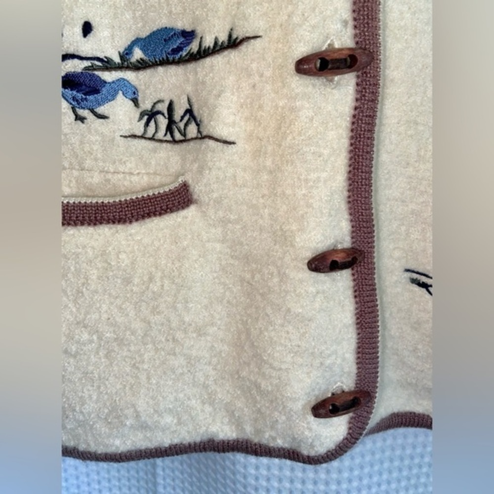 Vintage cream‎ boil wool Cardigan wood buttons embroidery size small - Picture 7 of 16